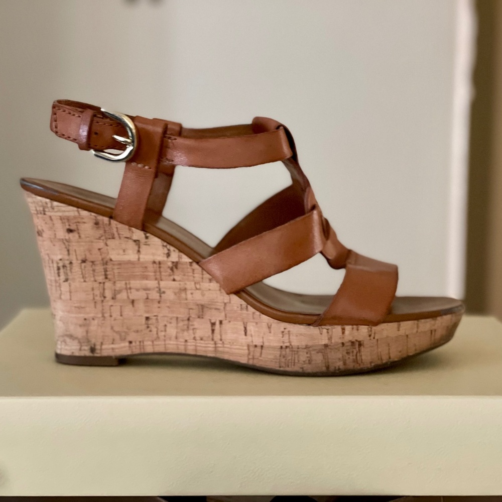 Franco Sarto Cera Almond Leather Wedge Sandals, size 8